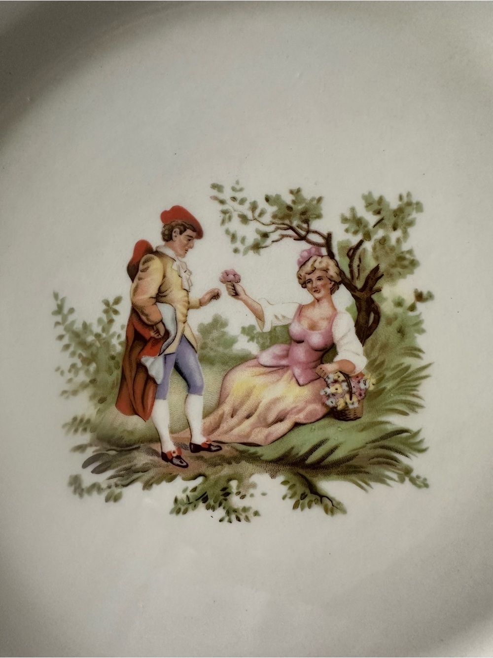 Cream Porcelain Decorative Serving Platter with Pastoral Figures - Picture 2 of 4